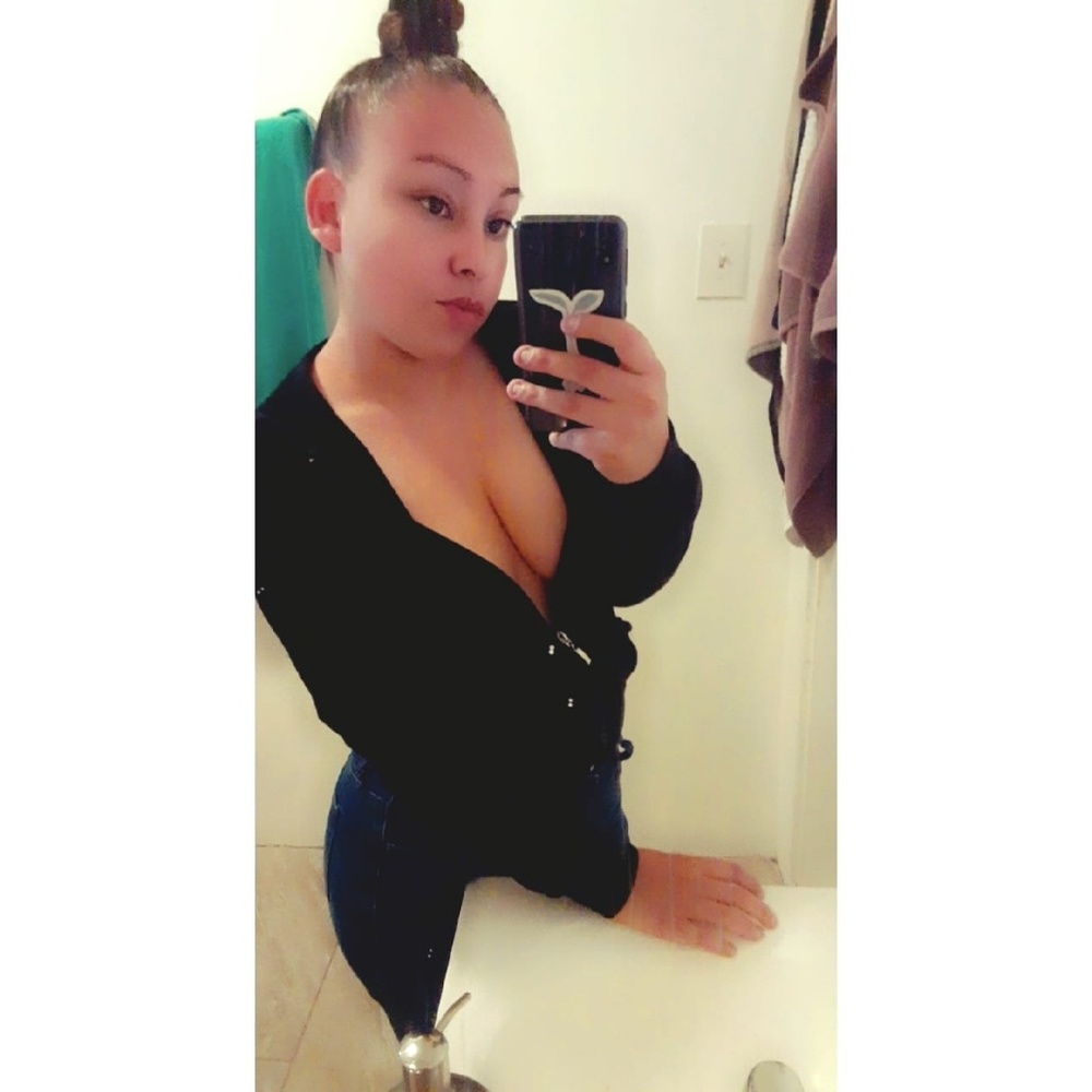 Meet your Posher, Jazmin